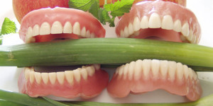 Стоматологическая легенда №5: Зубные протезы улучшают питание